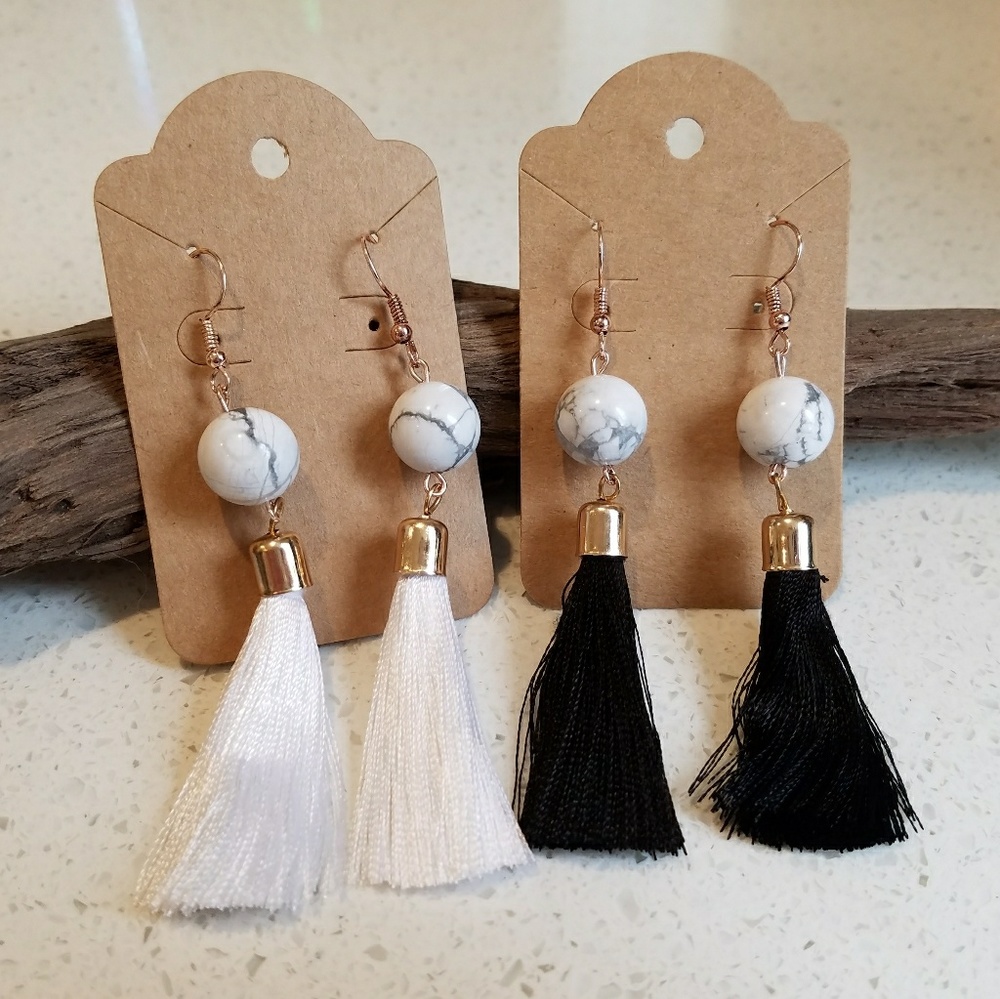 87RWD || Tassel earrings